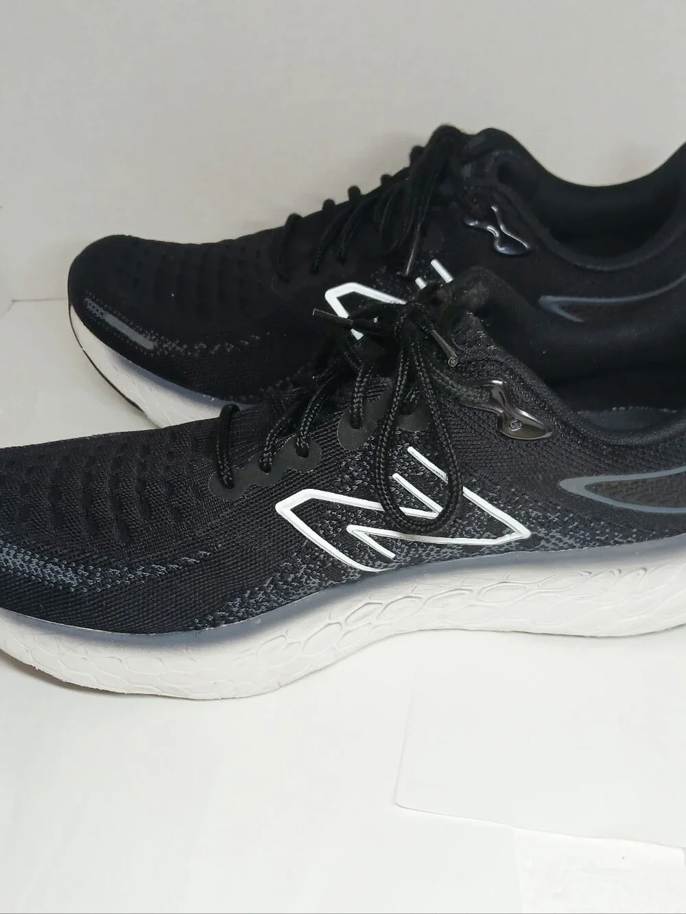 New Balance Fresh Foam 1080 Men's Size 12 Black White Running Shoes Sneakers - Picture 11 of 16